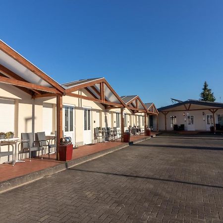 Motel Am Buergerpark Werlte Esterno foto